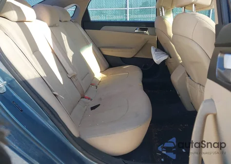 2015 Hyundai Sonata Se z USA, uszkodzony, nr VIN 5NPE24AF8FH228382